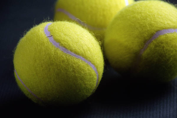 Tennis balls